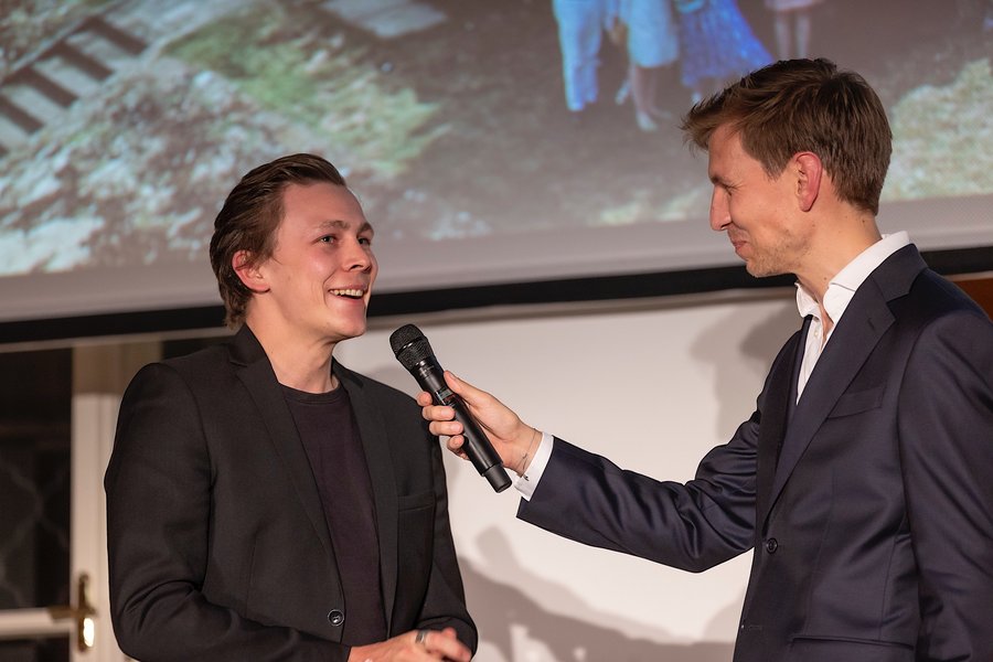 Martin Rehrl (Metallart Künstler), Dominique Schichtle (Moderator, Kunsthilfe Salzburg), Weltreise Unitatis