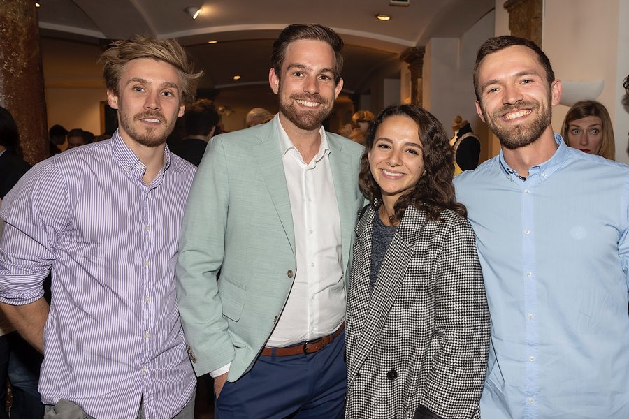 Elias Salzmann, Leopold Bouvier-Azula (D4 Praxisgemeinschaft für Zahnheilkunde), Sofia Kohnaward, Ivan Cindric (Flocke GmbH)