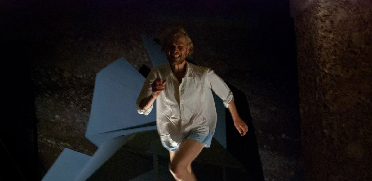 Kunstprojekt Ben Pascal Theaterperformance «Aufzeichnungen aus dem ...