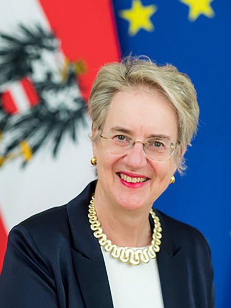 Melitta Schubert, Österreichische Botschafterin für Luxemburg