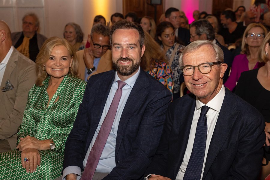 Landeshauptmann Wilfried Haslauer, Landeshauptmann-Stellvertreter Stefan Schnöll, Claudia Wonnebauer-Renzl