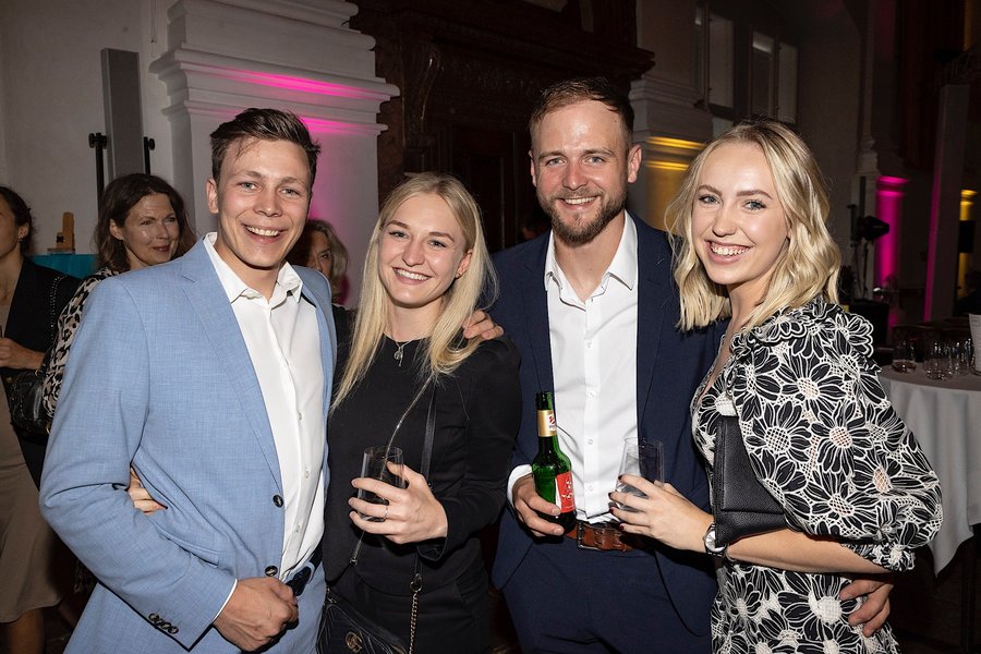 Martin Rehrl und Carina Posch, Matthias Lienbacher mit Katharina Thomanek (Dreikant)